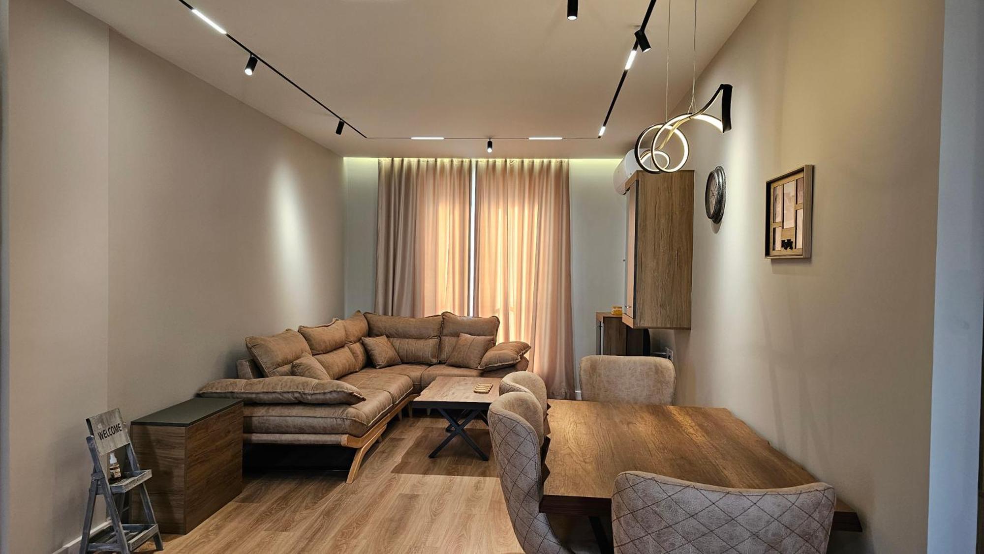 Airport Apartment
